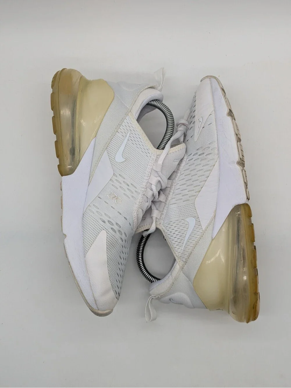 Nike Air Max 270 White Silver Shoes Kids Size 7Y / Womens 8.5 943345-103 *Flaw
